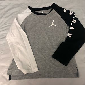 Boys Jordan long sleeve shirt
